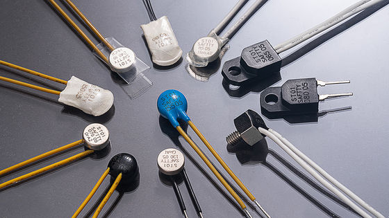 ST01 Fusibile termico SO6 Interruttore a temperatura controllata con intervallo 50-250℃ Normalmente chiuso o aperto Reset automatico o manuale